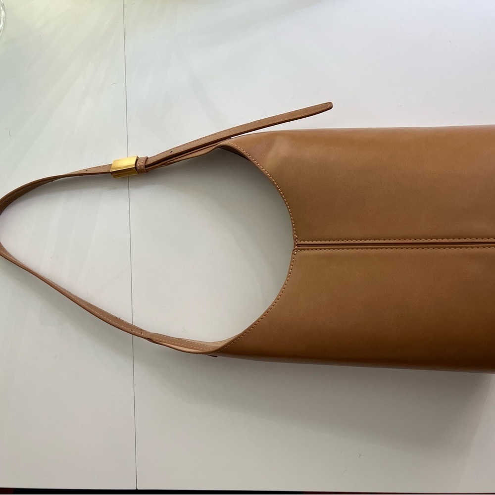 Elegant Tan Vegan Leather Shoulder Bag
